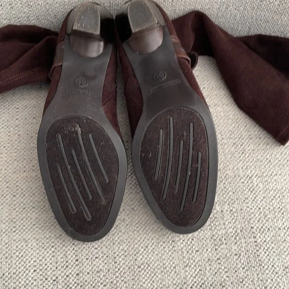 Predictions high heel boots, brown faux suede, size 8.5 - Picture 4 of 7